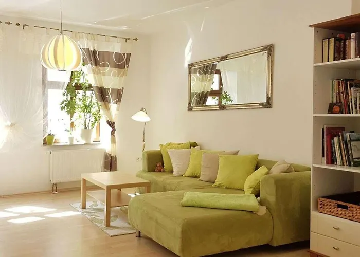 בית נופש Above Painters *