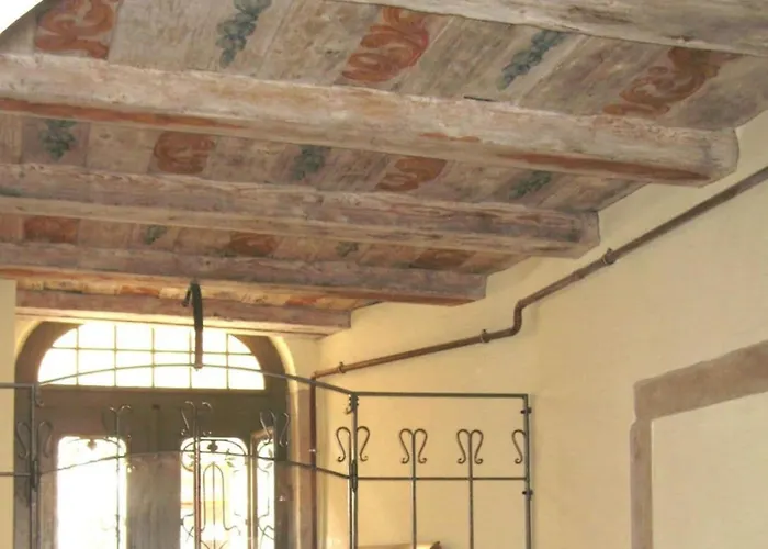 בית נופש Above Painters